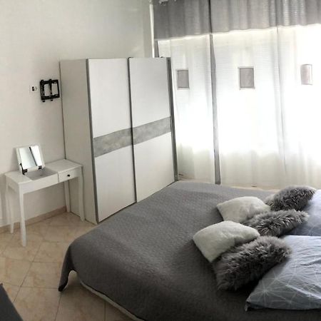 Apartments Ljube Makarska Esterno foto