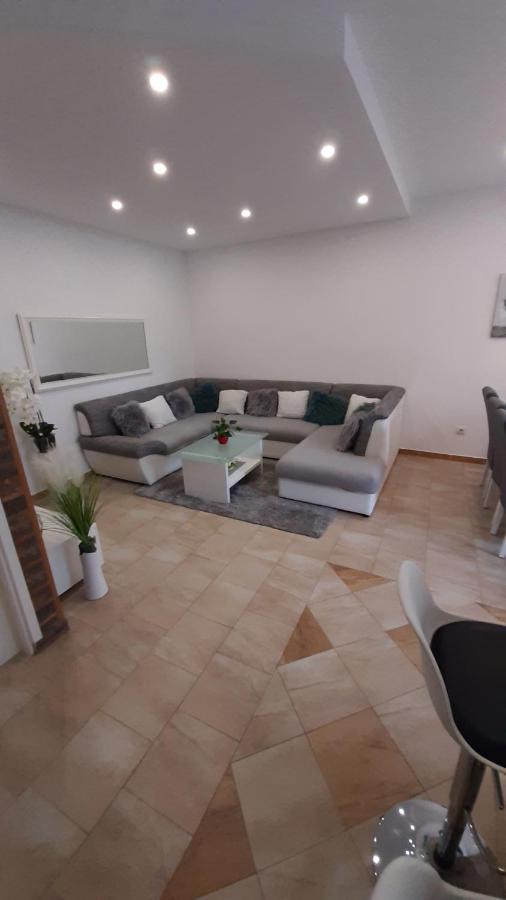 Apartments Ljube Makarska Esterno foto