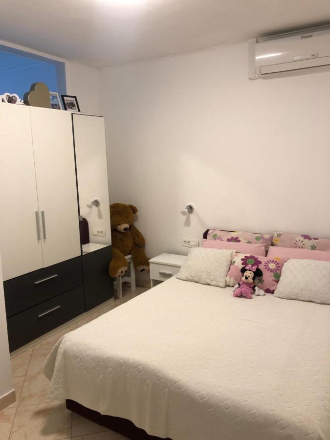 Apartments Ljube Makarska Esterno foto